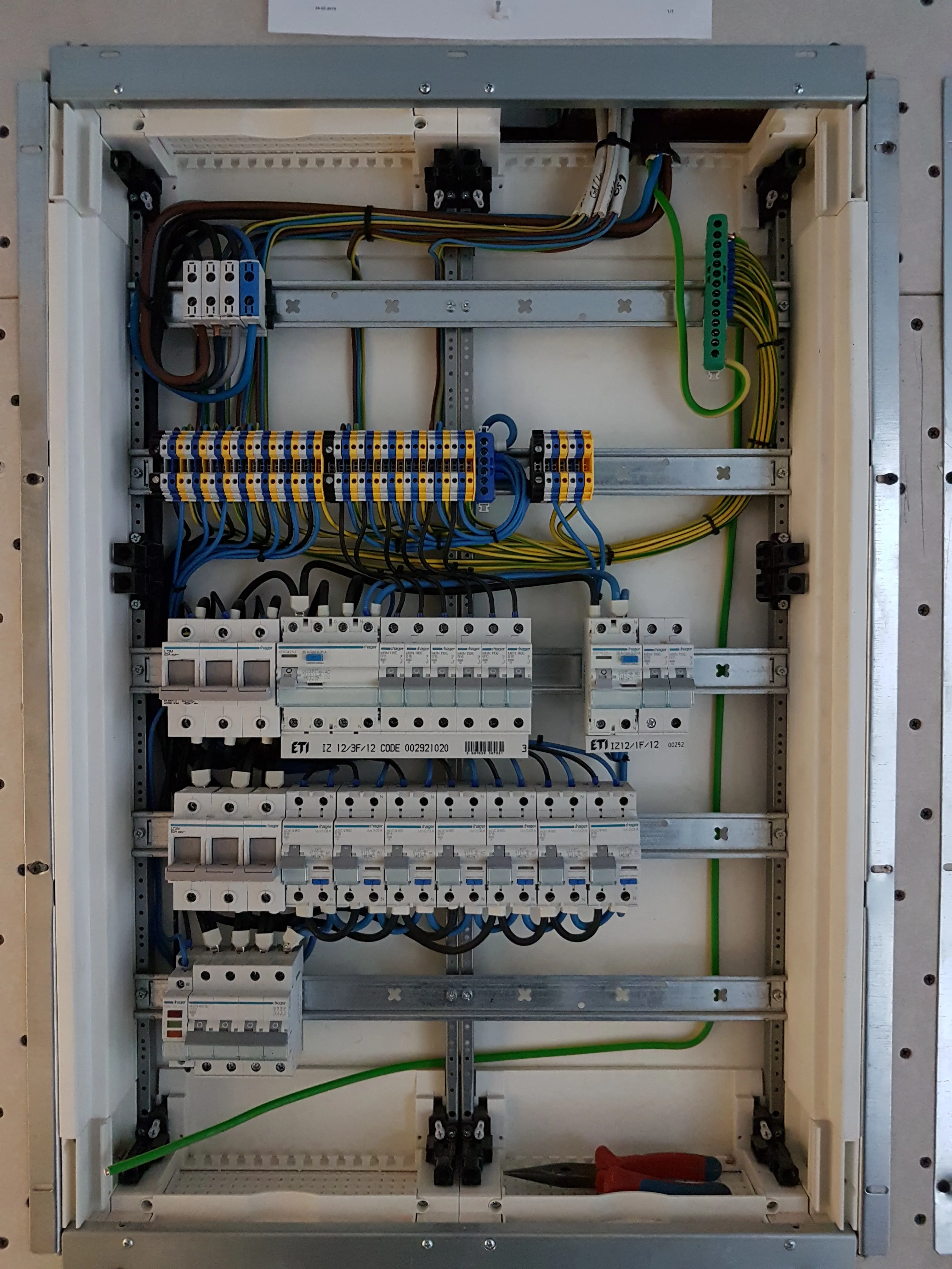 ECPLUS – instalacje elektryczne (realizacja)
